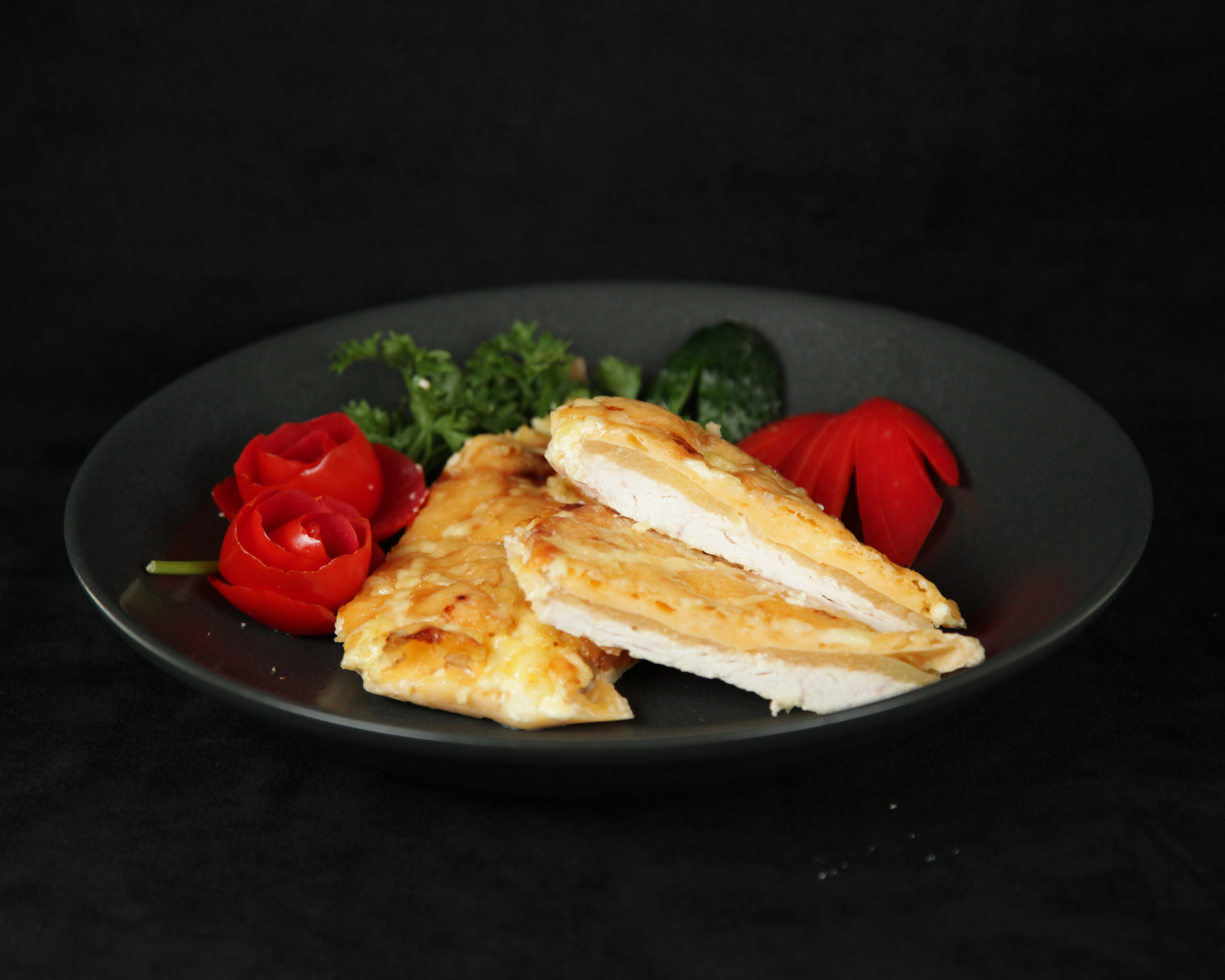 Шніцель з курки під ананасом